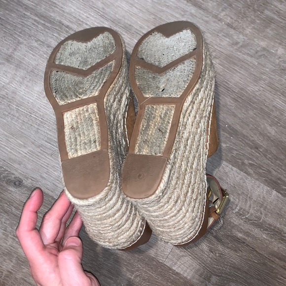 Marc Fisher LTD wedges - Picture 4 of 5